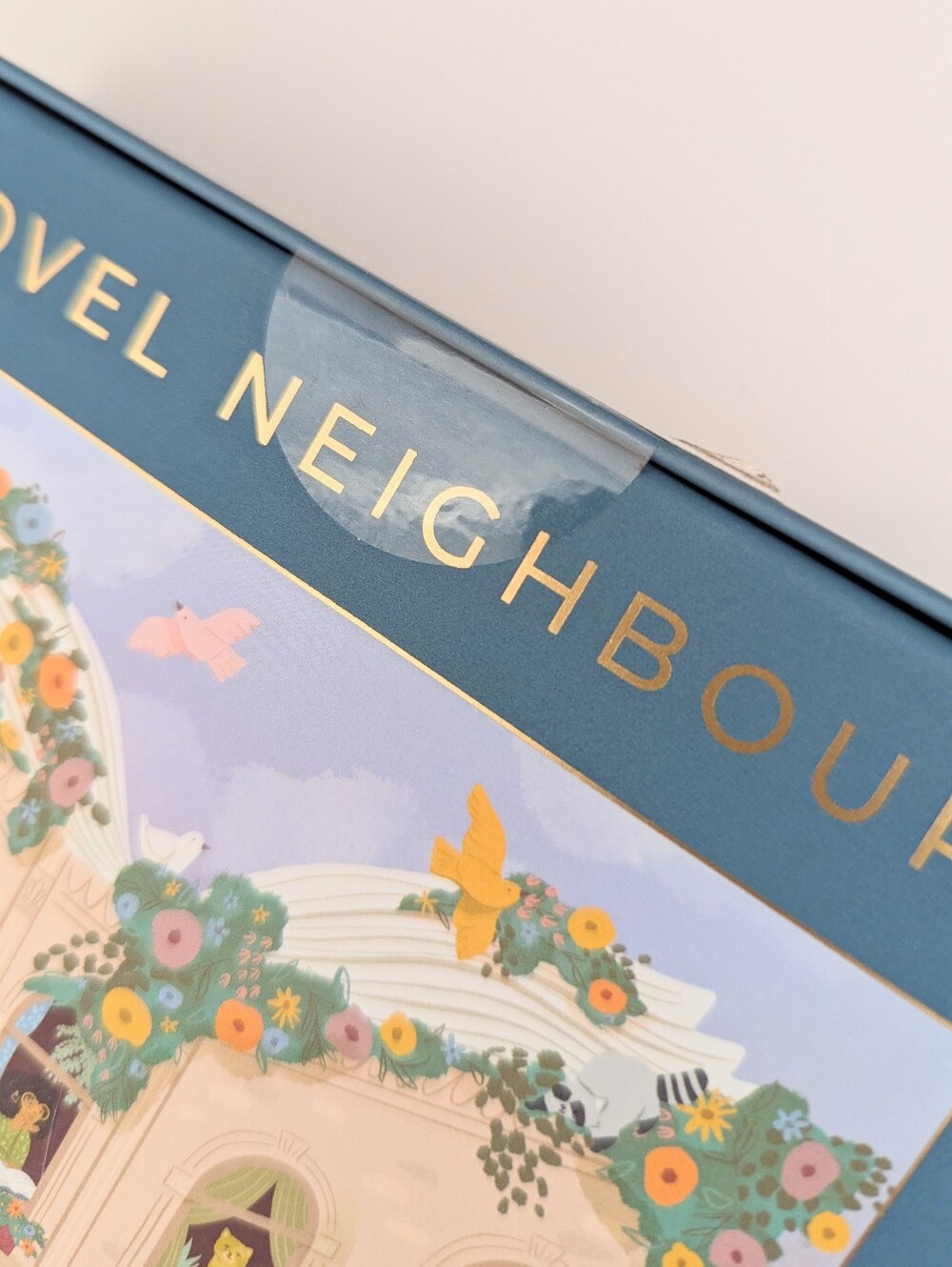 NEW IN BOX Hobbry "Novel Neighbours" 500-Piece Puzzle - Picture 7 of 7